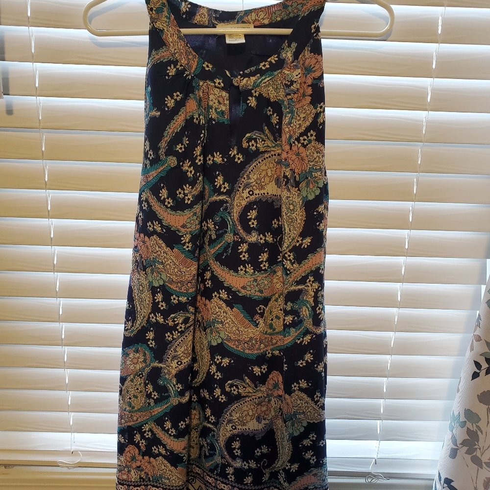 Sleeveless dress